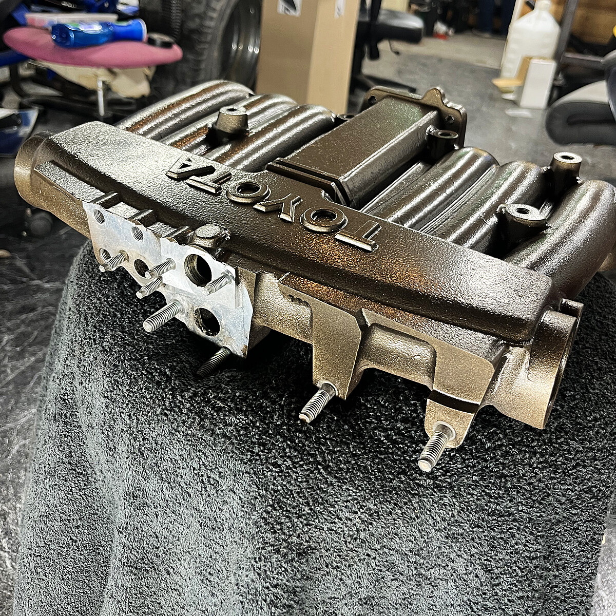 Intake in shop